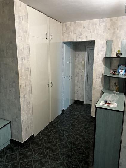 Apartament cu 2 camere decomandat în Piața Centrală