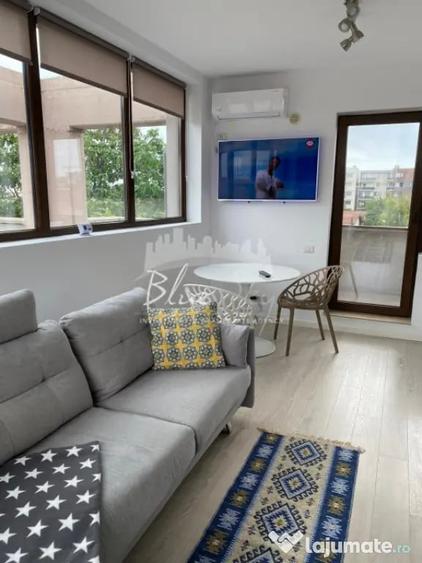 Apartament cu 2 camere decomandat în Tomis Plus