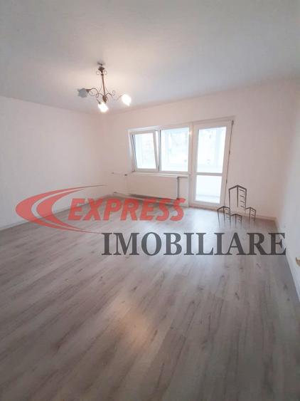 Apartament cu 3 camere decomandat în Dristor