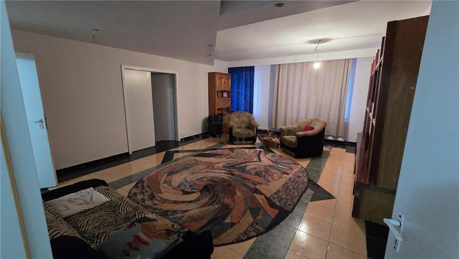 GIROCULUI, CASA 6 CAMERE P+1+pod, 2 BAI, BUCATARIE INCHISA - 5