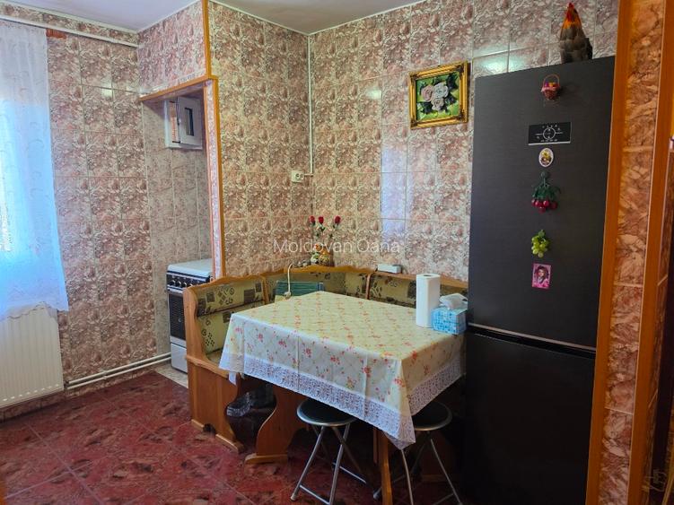 Apartament cu 2 camere decomandat în Răcădău