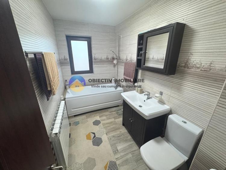 Casă cu 4 camere cu Teren 1824 Mp în Pângărați
