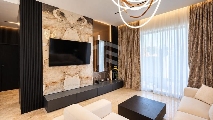 Duplex cu 4 camere cu Piscina în Kamsas