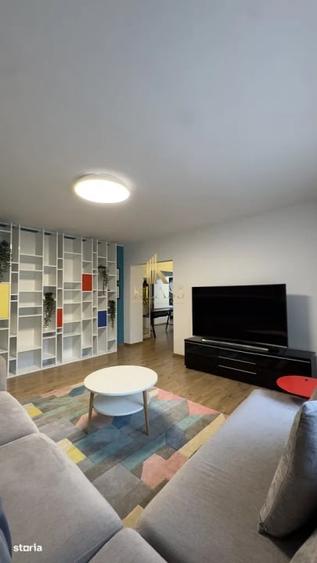 Apartament cu 4 camere decomandat, mobilat în Panduri