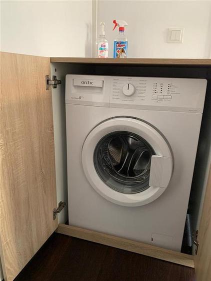 Apartament cu 2 camere semidecomandat, mobilat în Centru Civic