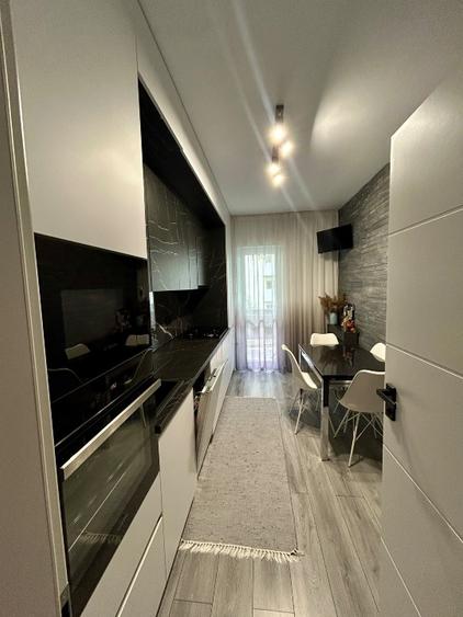 Apartament cu 2 camere decomandat în Berceni