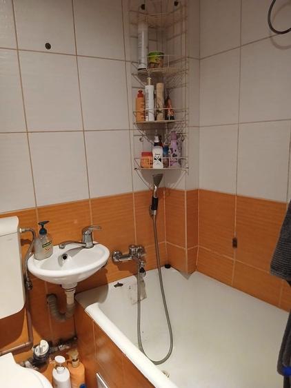 Apartament cu 2 camere semidecomandat în Țiglari