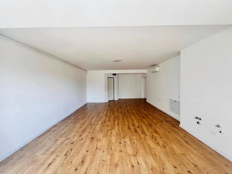 Apartament cu 2 camere semidecomandat în Pipera
