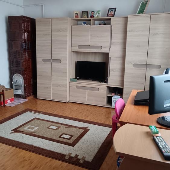 Casă cu 3 camere în Central