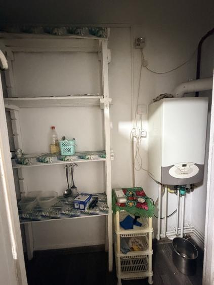 Apartament cu 4 camere decomandat, mobilat în 1 Mai