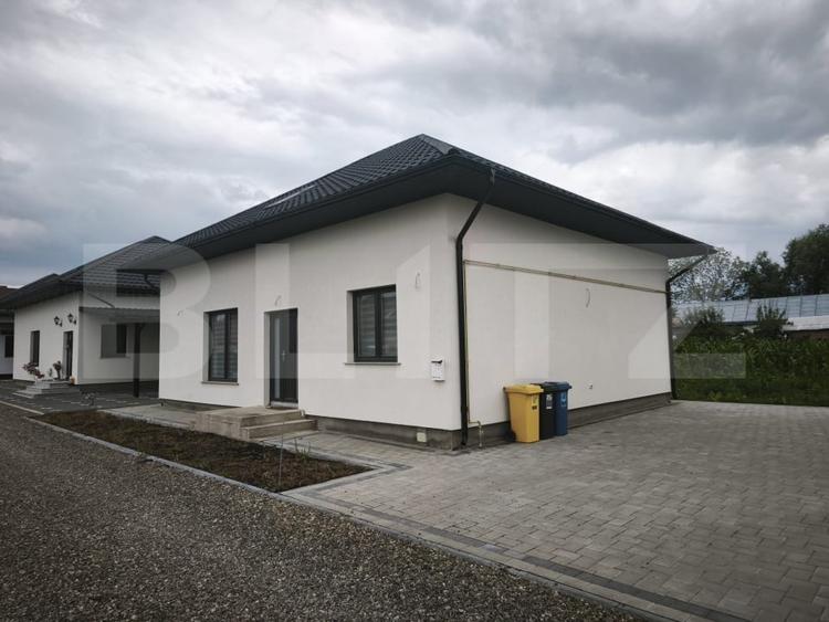 Casă individuală cu 6 camere cu Canalizare în Exterior Nord