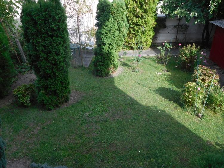Apartament cu 5 camere decomandat în Central