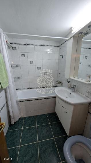 Apartament 4 camere 100 mp-balcon-parcare-beci-Central - 1