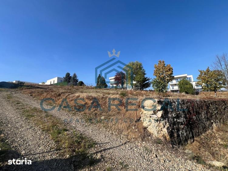 Teren de 1700 mp, în Sânmartin