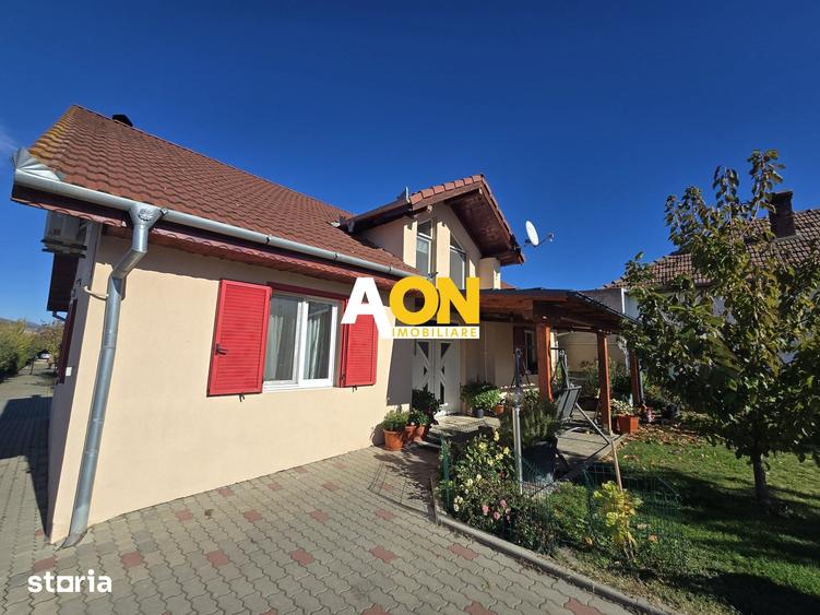 Casă cu 5 camere cu Teren 600 Mp în Central