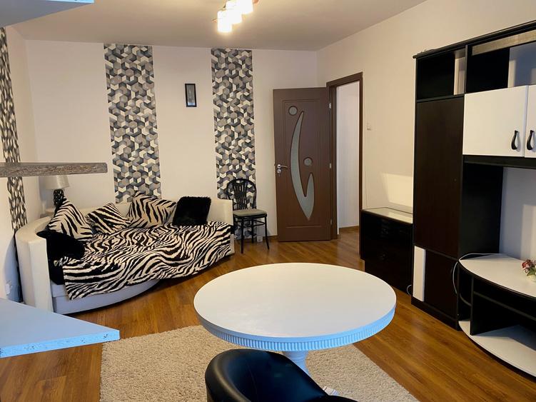 Apartament cu 2 camere nedecomandat în Astra