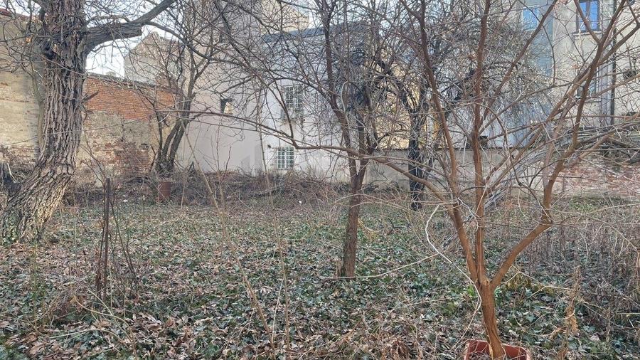 Teren Construcții intravilan de 1060 mp, în Polonă