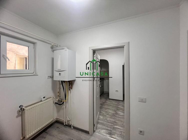Apartament cu 3 camere semidecomandat în Traian
