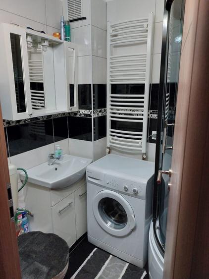 Apartament cu 2 camere nedecomandat în Central