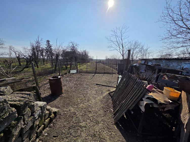 Casă cu 2 camere în Moara Mocanului