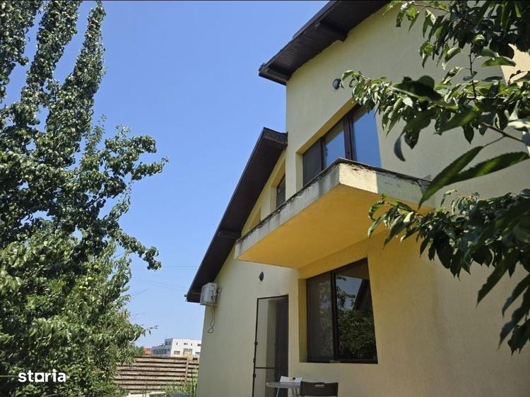 Casă cu 4 camere în Corbeanca