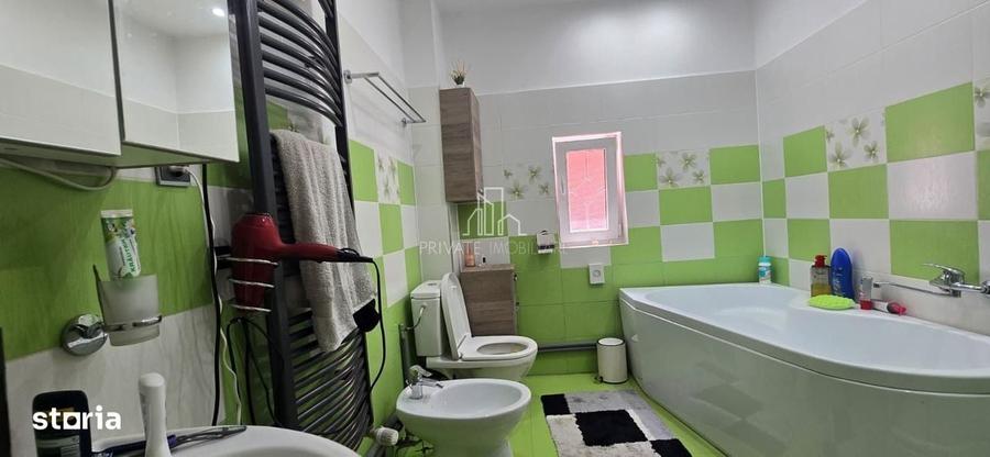 Casă cu 4 camere cu Teren 800 Mp în Saschiz