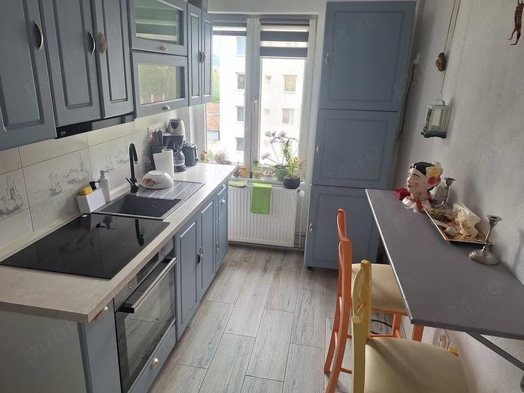 Apartament cu 2 camere decomandat în Central