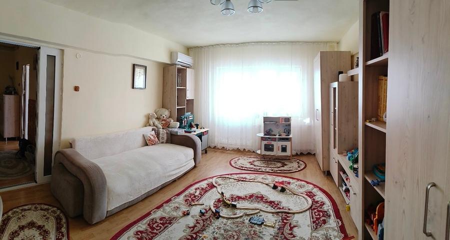 Apartament cu 2 camere decomandat în Vest