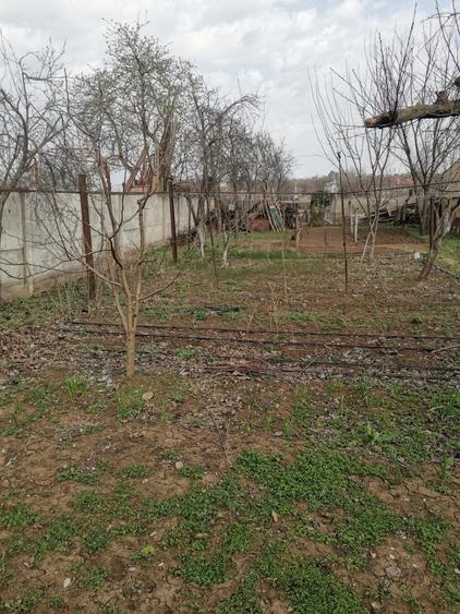 Casă cu 4 camere cu Teren 1400 Mp în Caracal