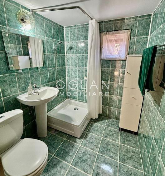 Casă individuală cu 5 camere cu Canalizare în Calea Dumbrăvii
