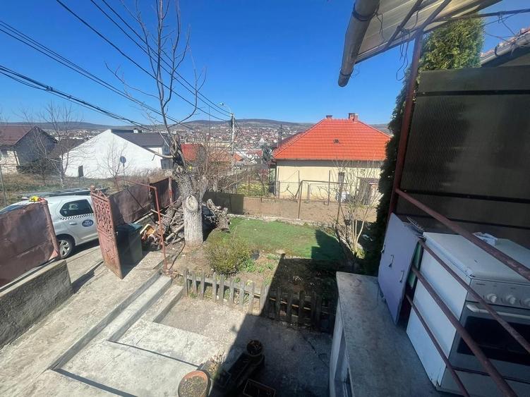 Casă individuală cu 5 camere cu Canalizare în Gruia
