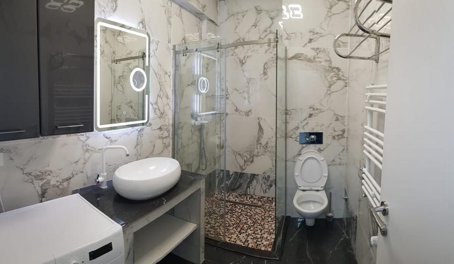 Apartament cu 2 camere decomandat în Est