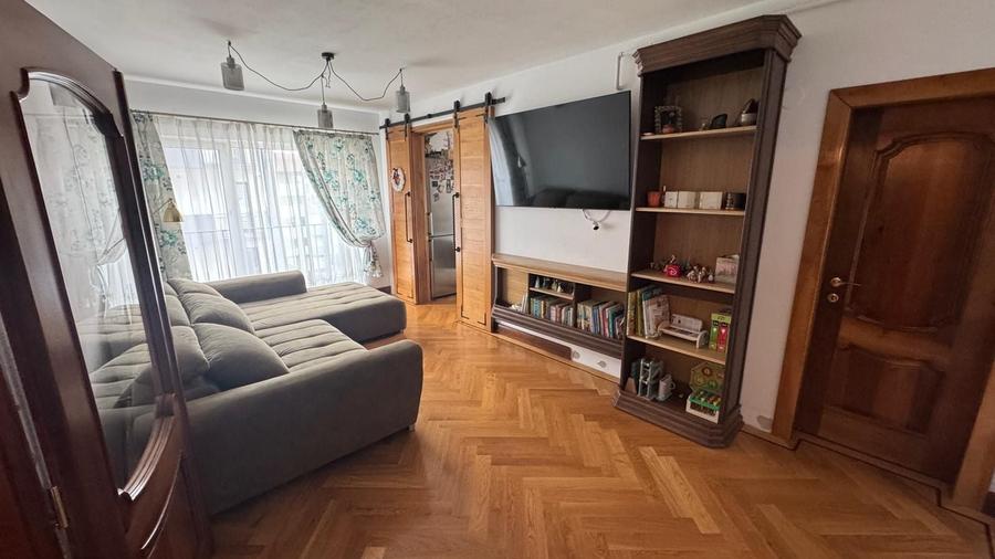 Apartament cu 3 camere, mobilat în Arhitecților - Calea Cisnădiei