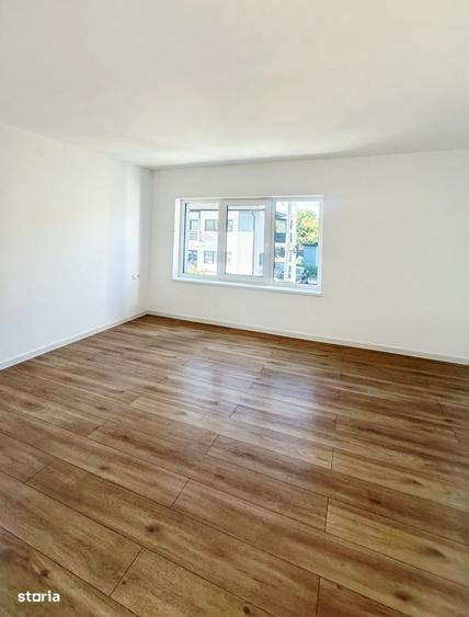Casă cu 3 camere în Valea Adâncă