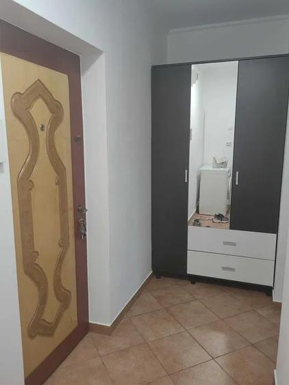Garsonieră decomandată în Gară