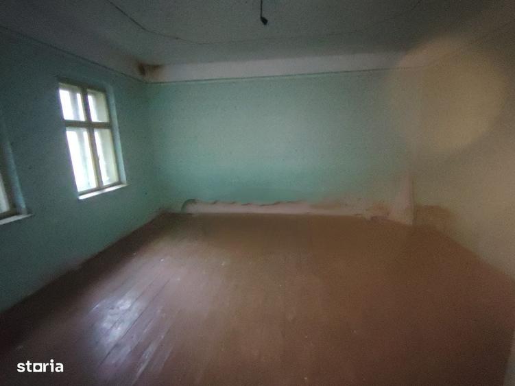 Casă cu 4 camere în Slatina de Mureș