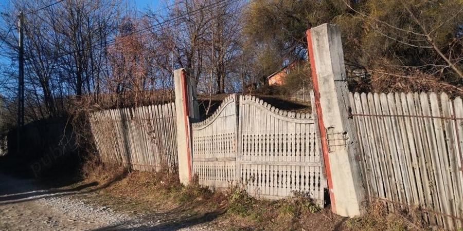Teren de 1600 mp, în Central