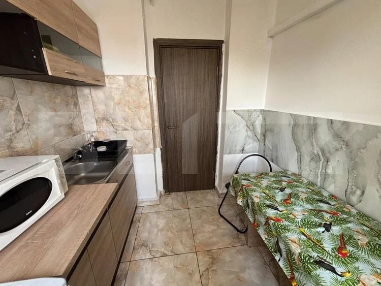 Apartament cu 2 camere decomandat în Republicii
