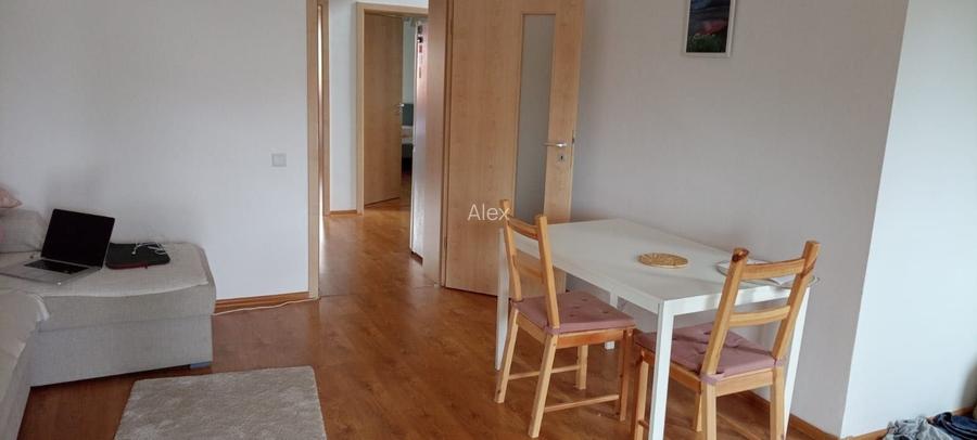 Proprietar vand Duplex 3 cam 1 baie bucatarie inchisa Sanpetru Brasov Primaverii