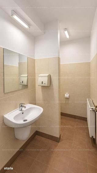 Spațiu comercial, de 100 mp, în Central