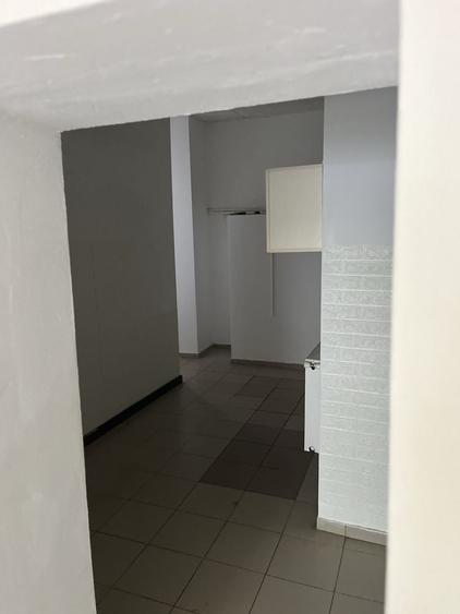 Spațiu comercial, de 85 mp, în Mihai Bravu