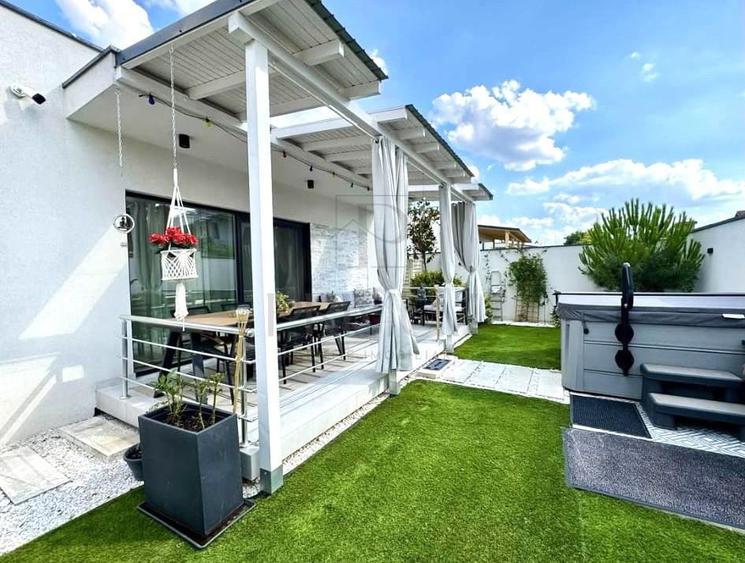 Duplex cu 4 camere cu Canalizare în Dumbrăvița