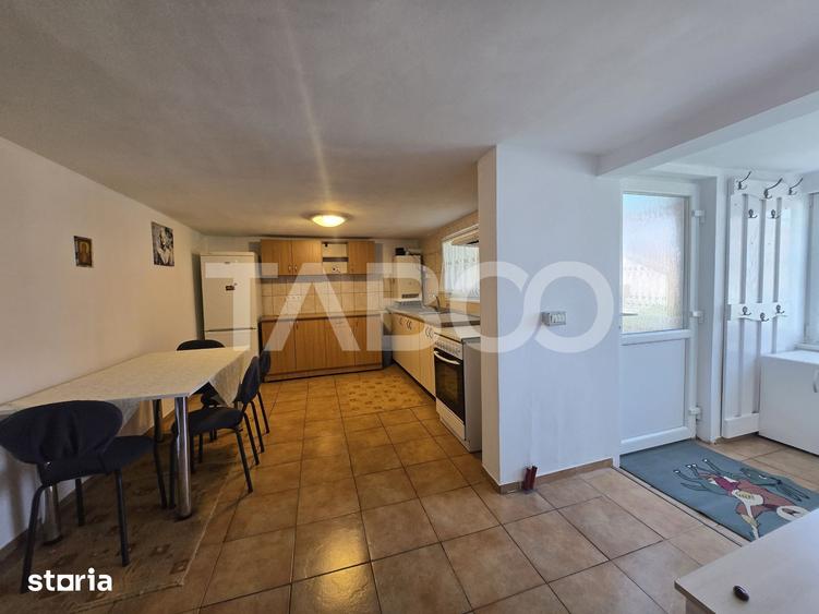 Apartament 2 camere de inchiriat decomandat 60 mp zona Lupeni Sibiu - 10
