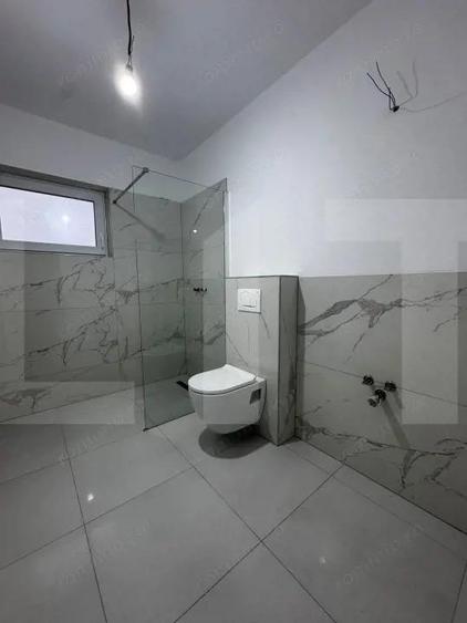 Casă cu 4 camere cu Teren 650 Mp în Peciu Nou