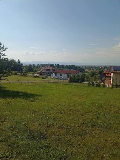 Teren Construcții intravilan de 1000 mp, în Periferie
