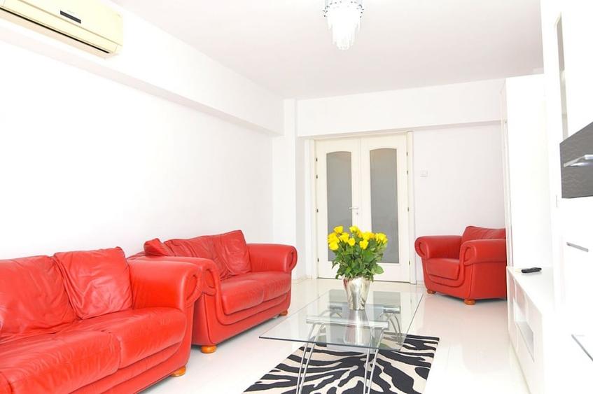 INCHIRIERE APARTAMENT 2 CAMERE UNIRII -PIATA UNIRII - 6