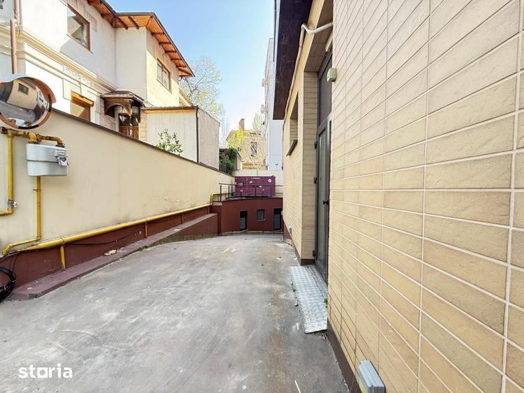 Spațiu comercial, de 2,472 mp, în Grădina Icoanei
