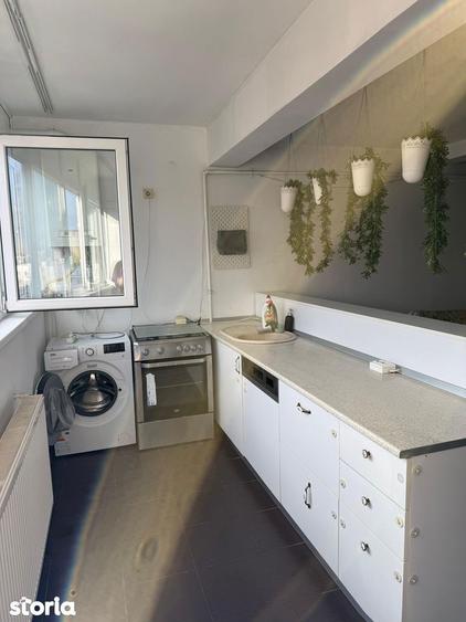 Apartament cu 3 camere în Fizicienilor