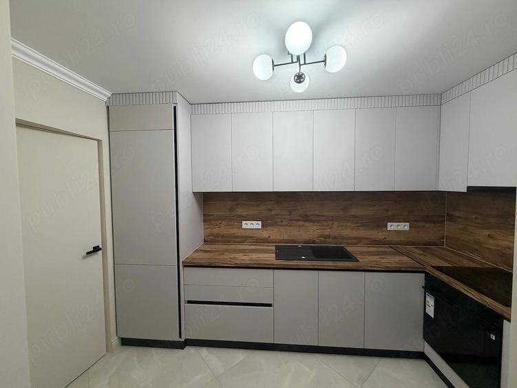 Apartament cu 3 camere decomandat în Central