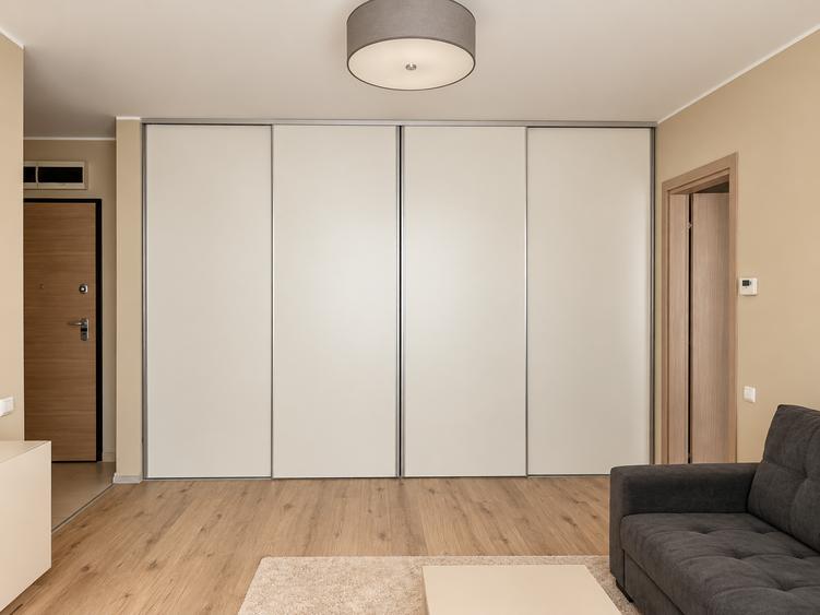 Apartament cu 2 camere semidecomandat în Băneasa